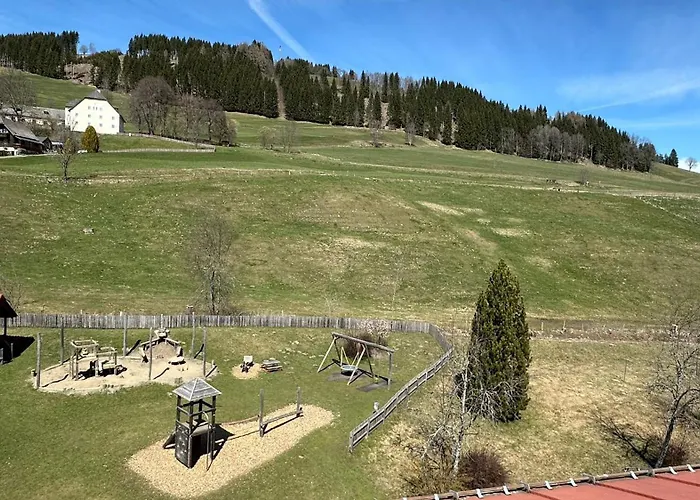 Steirer-nest * Sankt Lambrecht